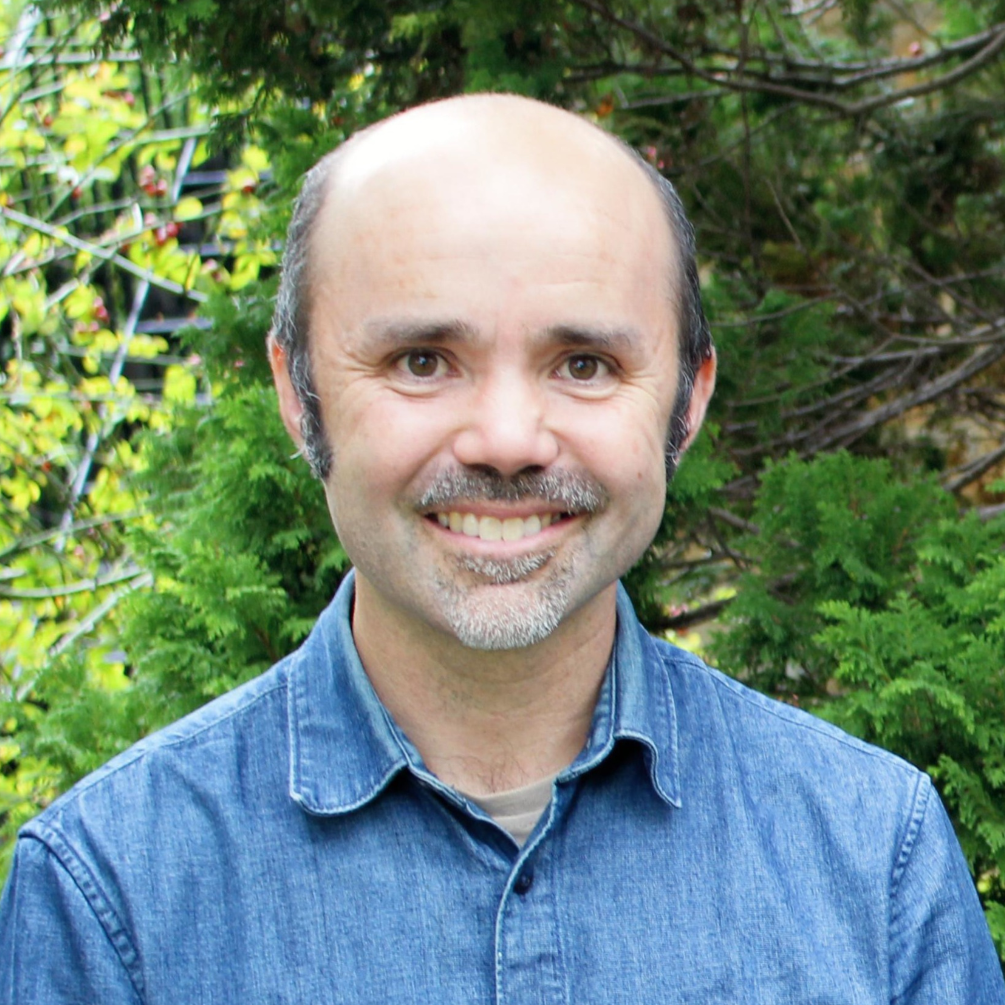 Andy W. headshot 